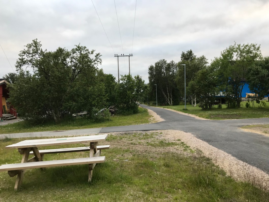 5500804F-A577-4F1B-A7E9-330876706A6F