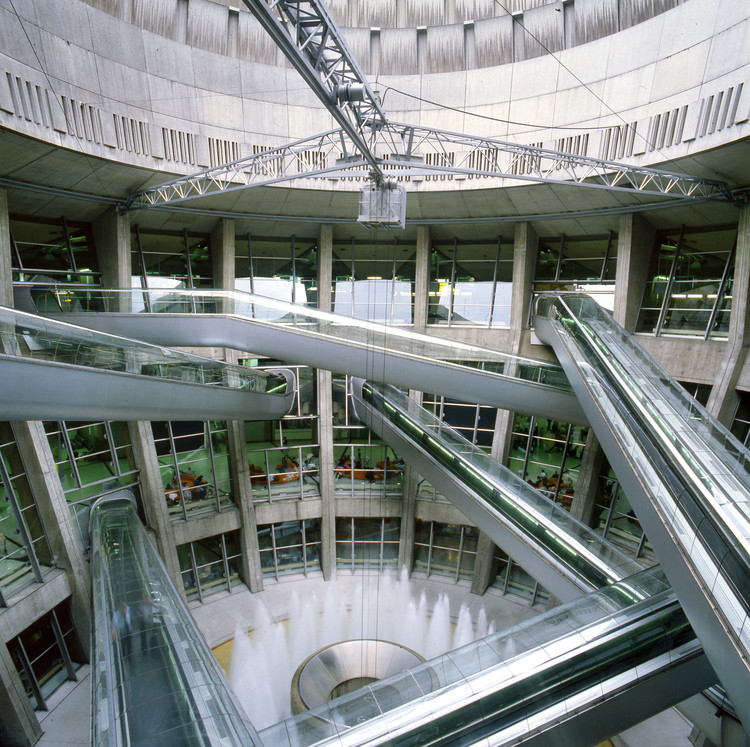 F1FE9850-3A20-4F50-9C8C-6217DB5DE5D4